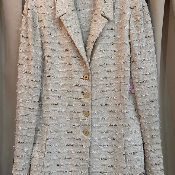 St. John Jackets & Blazers - St. JElegant Cream Textured Women's Blazer